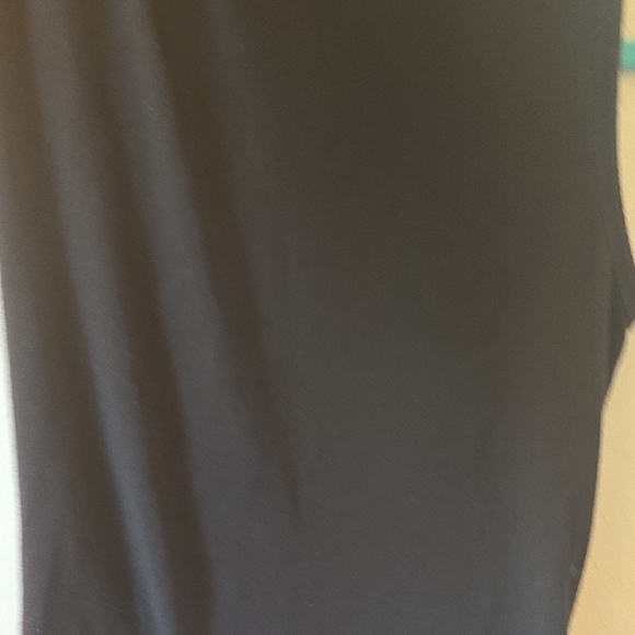 ALO Yoga Black Tank Top - Picture 6 of 6